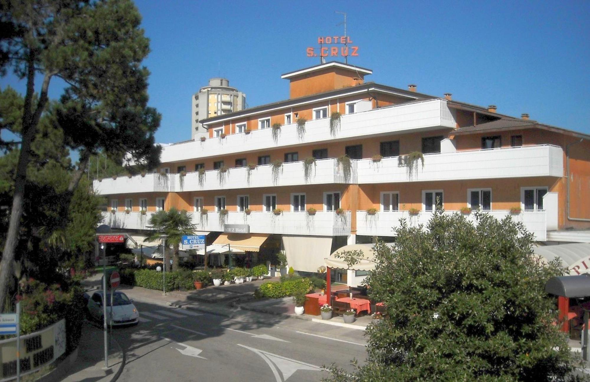 Hotel Santa Cruz リニャーノ・サッビアドーロ エクステリア 写真